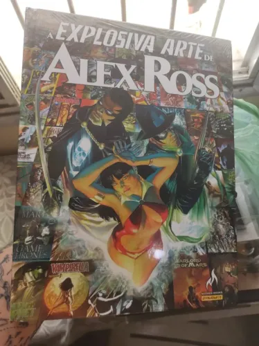 A Explosiva Arte de Alex Ross - Editora Mythos 
