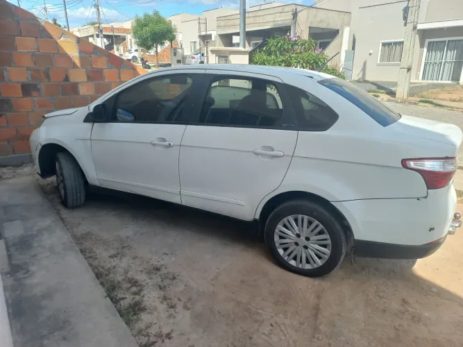 Fiat Grand Siena Attrac. 1.4 EVO F.flex 8V 2015