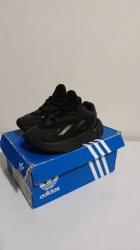 Tênis infantil Adidas Ozelia 22 original com elástico 