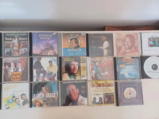 17 CDS GENÉRICO POR 20 REAIS DESAPEGO TOTAL PARTICULAR.
