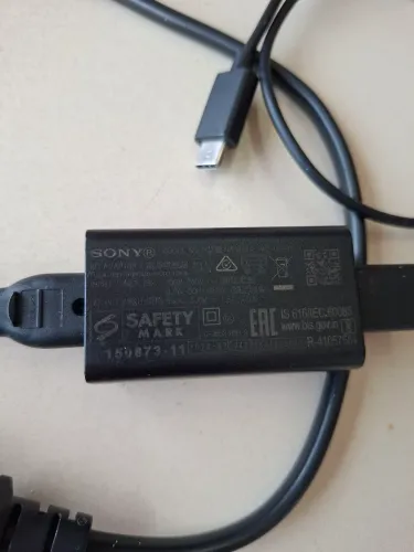 Fonte Sony Tipo C original para Notebook e câmera digital (Aceito cartão)