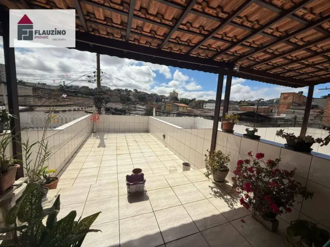 Casa com 2 dormitórios à venda, 120 m² por R$ 405.000,00 - Jardim Casablanca - São Paulo/S