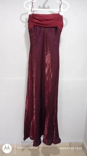 Vestido Longo Marsala Elegante