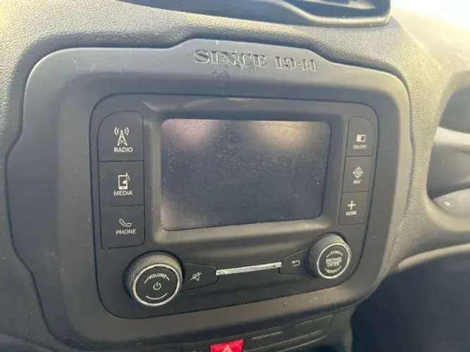 RADIO JEEP RENEGADE 2017