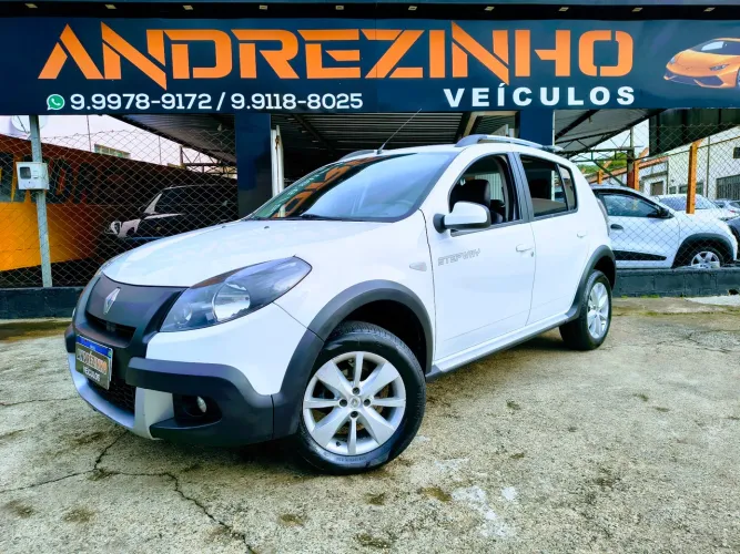 Renault Sandero Stepway 1.6 flex completo impecável 