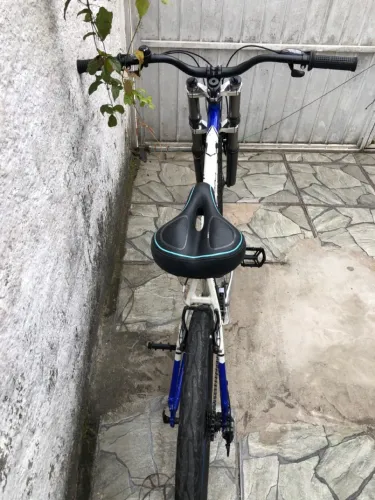 Bicicleta Mountain Bike Aro 26