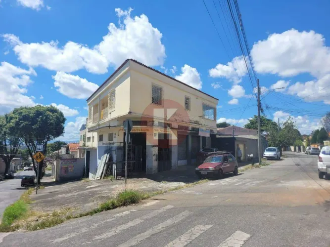 Prédio à venda, 4 quartos, 1 suíte, 2 vagas, Santa Mônica - Belo Horizonte/MG