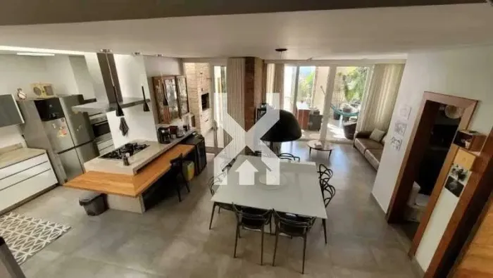 Casa à venda, 4 quartos, 3 suítes, 5 vagas, Santa Lúcia - Belo Horizonte/MG