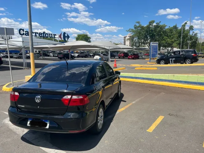 Volkswagen Voyage 1.6 MSI Flex 8V 4P 2022