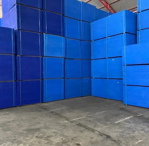MADEIRITE 9 mm preto plastificado 2.20 x1.10 