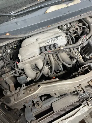 W Motor Honda i-VTEC 2011