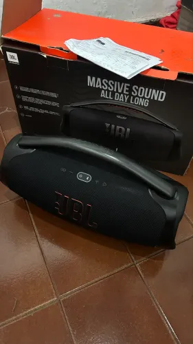 caixa boombox 3