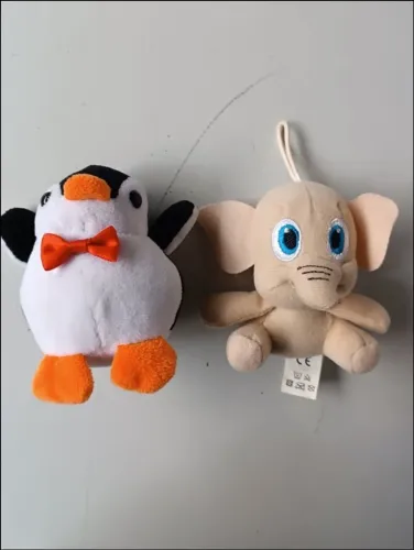 Dupla de Pelúcias Colecionáveis - Animais - Pinguim & Elefante