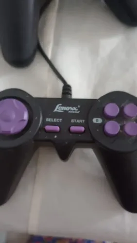 2Controle de vídeo game ? antigo Lenoxx 9pinos