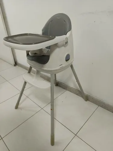 Cadeira de Alimentação Safety 1st