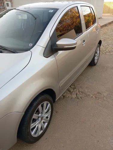 Volkswagen Fox 1.6 MI Total Flex 8V 5P 2012