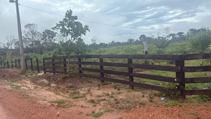 Chácara a venda valor 250 mil l Br 319 linha c 01 km 14
