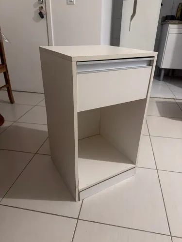 mesa de cabeceira 