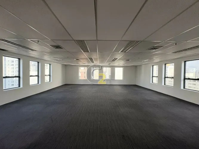 Conjunto comercial para locação em Pinheiros