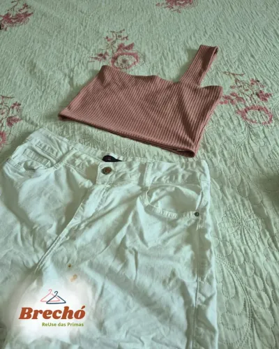 Short branco