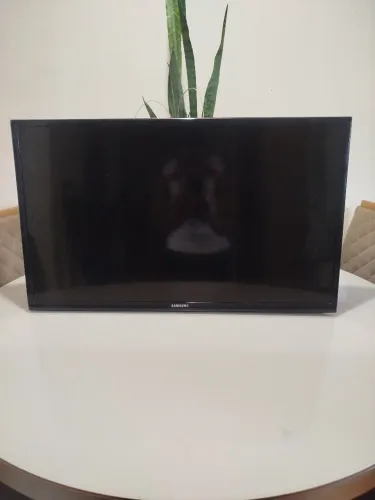 Vende-se tv 32 polegadas usada Samsung.obs não é smart tv