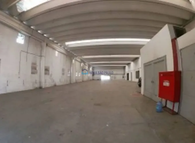 Galpão para uso comercial/industrial/logístico no Jardim Marajoara