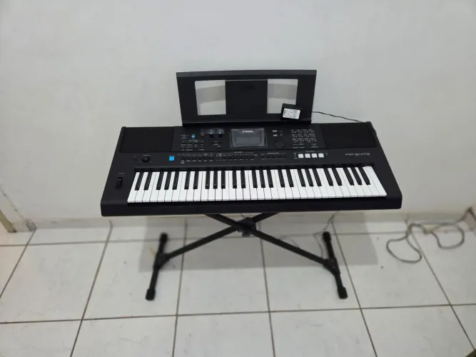 Teclado Yamaha Psr E473