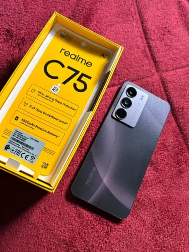 Celular C75 realme na caixa
