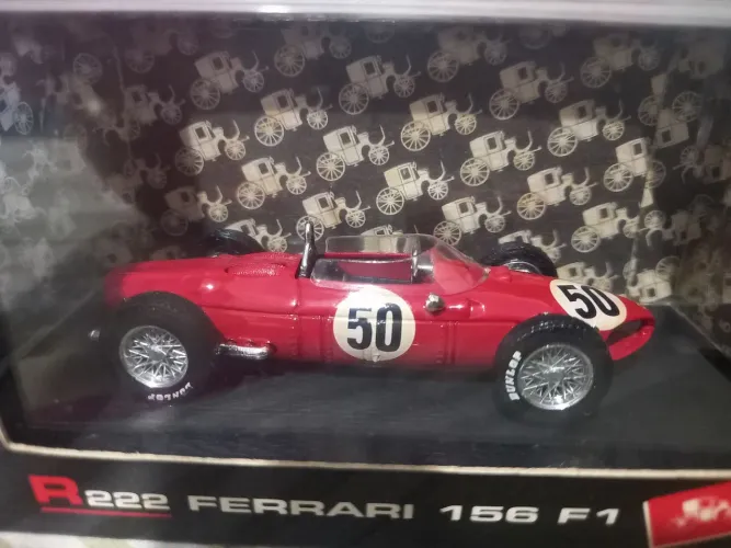 Miniatura F1 Ferrari 156 R222 1961 escala 1/43