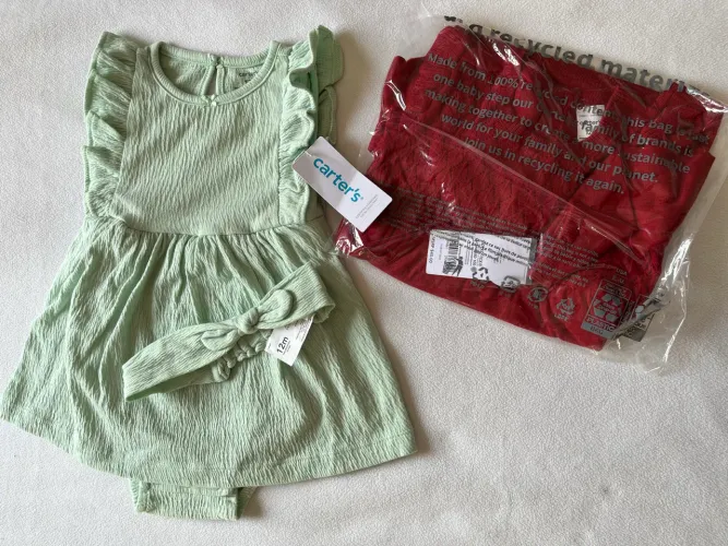 Vestidos Carters 12m novos