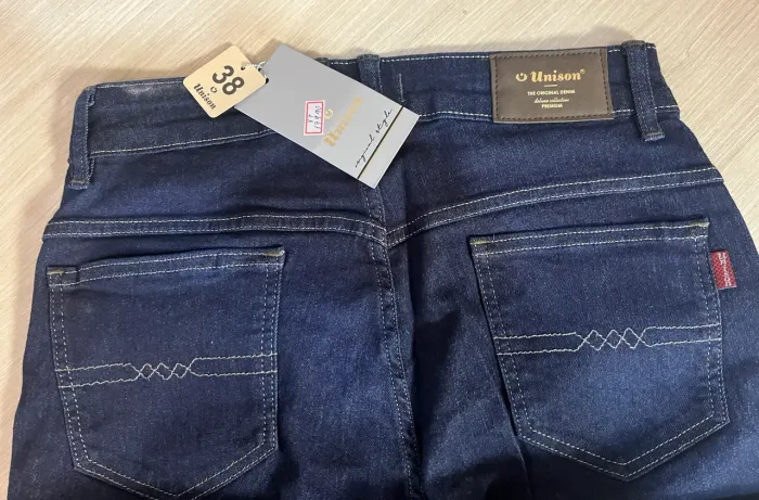 Calça Jeans Feminina Unison Tam 38 Nova Com Etiqueta?