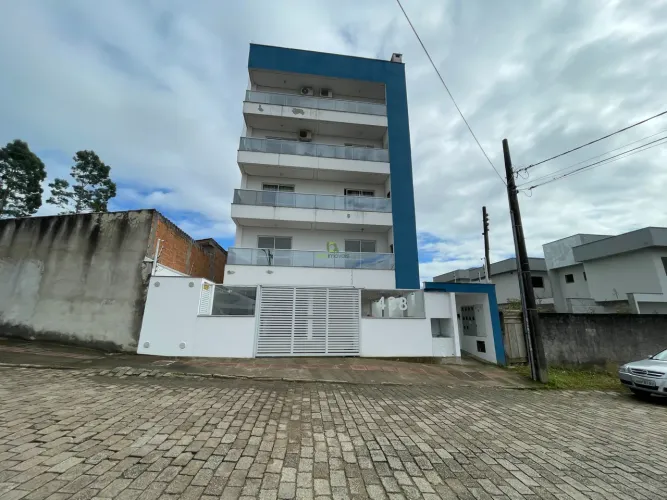 APARTAMENTO COM SACADA PARA LOCAÇÃO EM AREIAS!