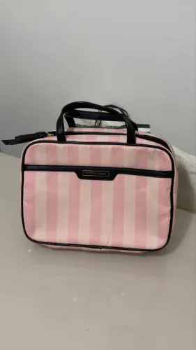 Necessárie Victoria Secret - Original e Importada