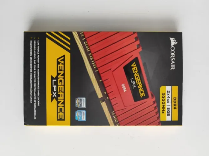Memória ram 2x4GB CORSAIR