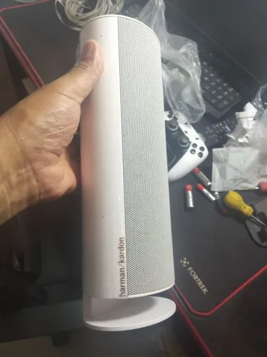 Vendo3caixas surraud Harman Kardon com alguns detalhes mais nada atrapalh o funcionamento