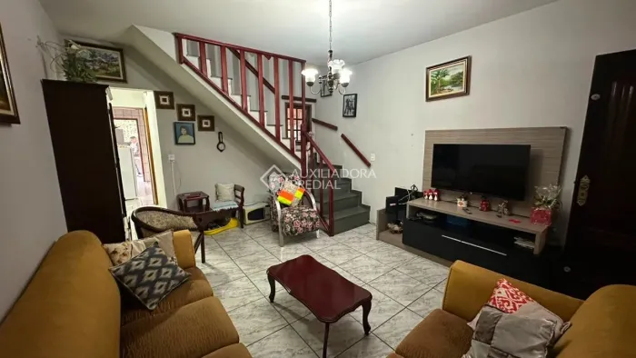 CASA COM EDÍCULA DE 4 CÔMODOS - UMA OPORTUNIDADE DIFERENTE DE TUDO O QUE VOCÊ JÁ VIU!