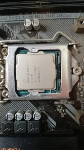 Processador Intel Core i7 8700