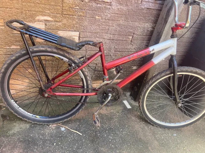 Bicicleta Aro 24 - Ótimo Estado - Pronta para Andar ?