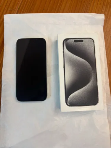 iPhone 15 pro 128gb