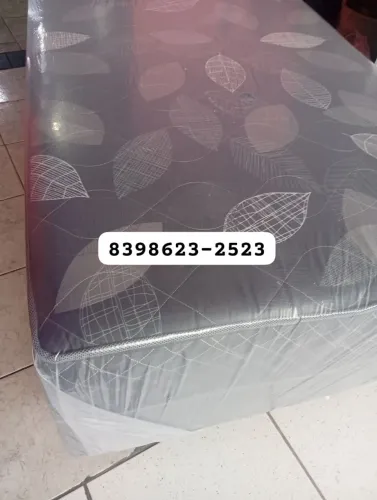 Cama box solteiro nova .