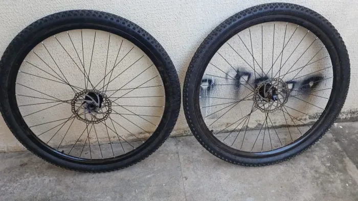 VENDO PAR DE RODAS ARO 29