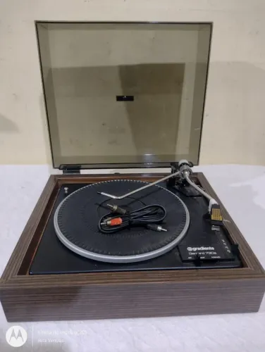 Prato toca disco Garrard 730s, revisado funcionando perfeitamente