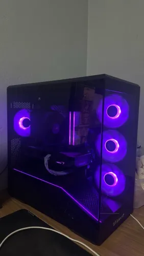 PC GAMER 9060xt 16gb 5500x3d