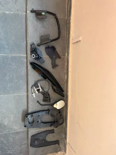 Vende-se peças para moto
