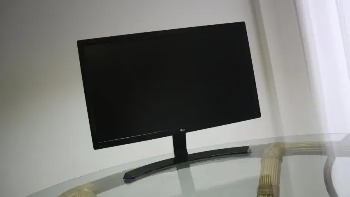 Monitor LG ,21,5 polegada IPS