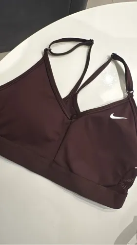 Top Nike marrom 