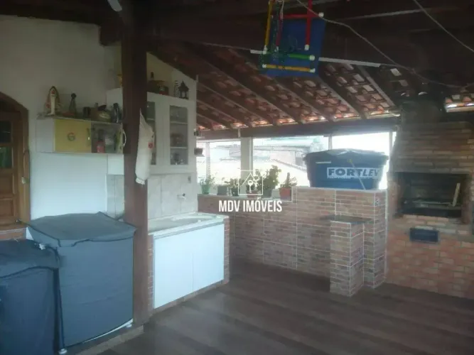 Casa 3 pavimentos no Xodó Marize | R$ 350 mil | Aceita sítio na troca