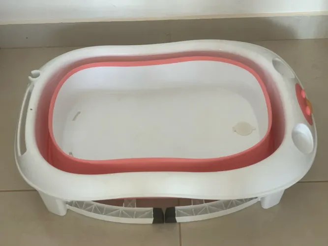 Banheira infantil retrátil dobrável Ergonômica modelo ofurô 80 litros 