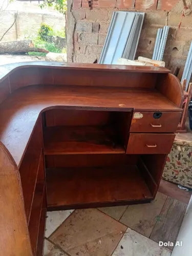 Vendo balcão valor 300 reais pra buscar bairro morada nova ZAP *