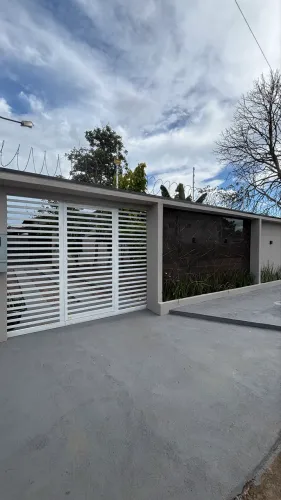 Casa recém reformada próx a Guaporé